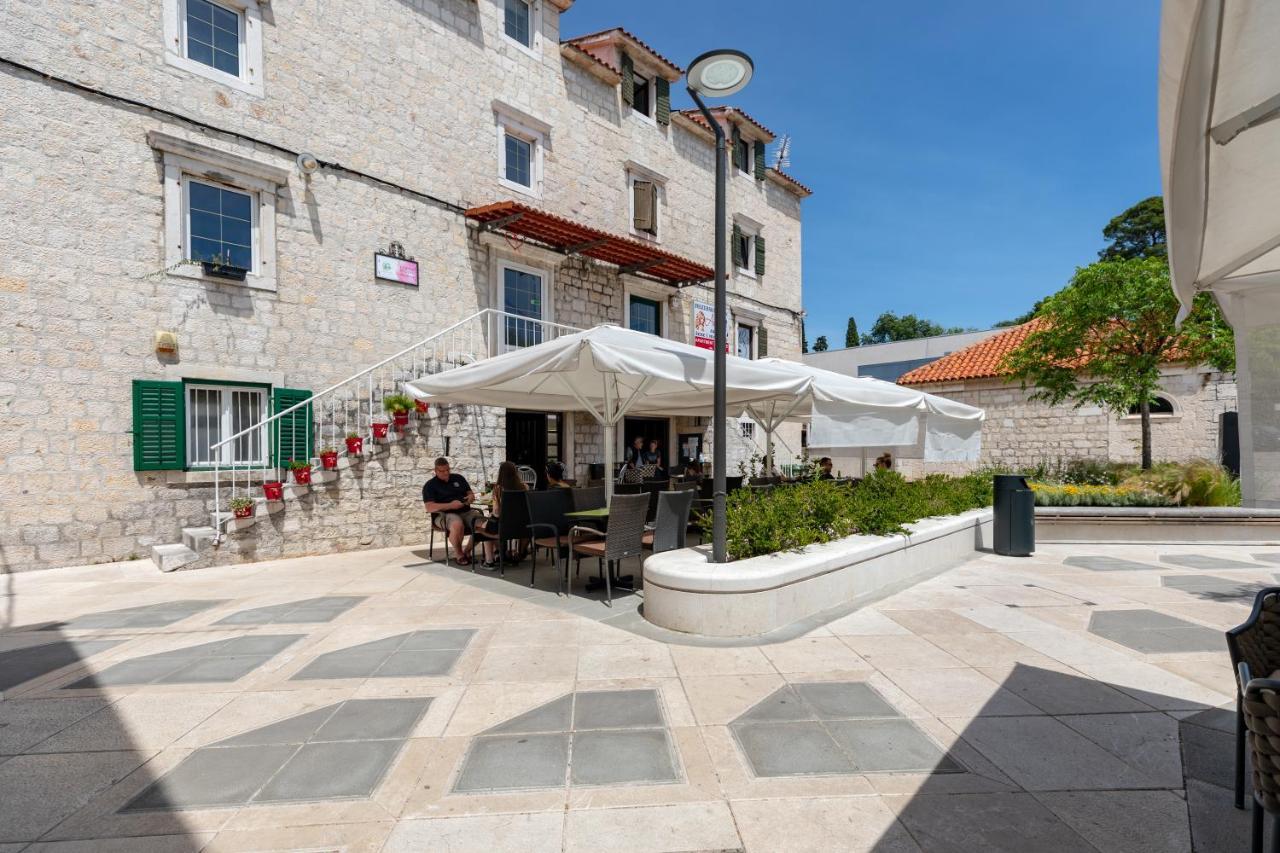 Old Bridge Trogir Hotel Exterior photo
