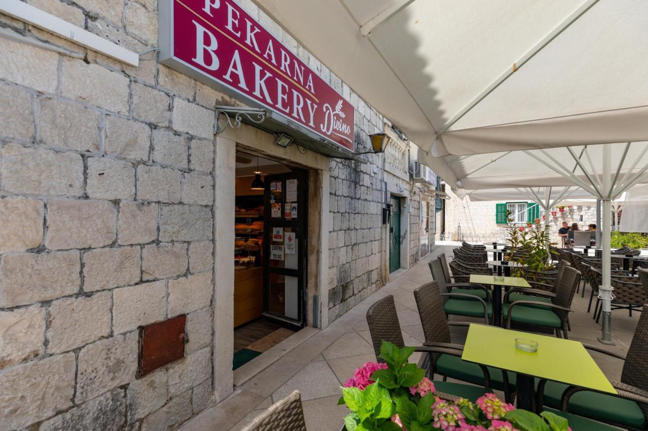 Old Bridge Trogir Hotel Exterior photo